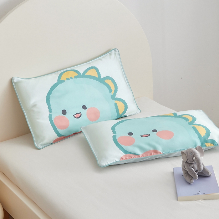 91家纺网 家纺一手货源 找家纺 荷马之梦  2025新款系列——A类60s原创手绘卡通儿童枕套 微笑恐龙
