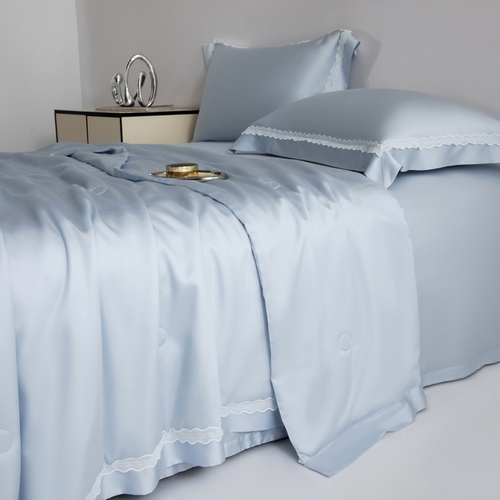 91家纺网 家纺一手货源 找家纺 桂雅居2025新款80支进口莱赛尔双丝夏被-达芙妮 天空蓝