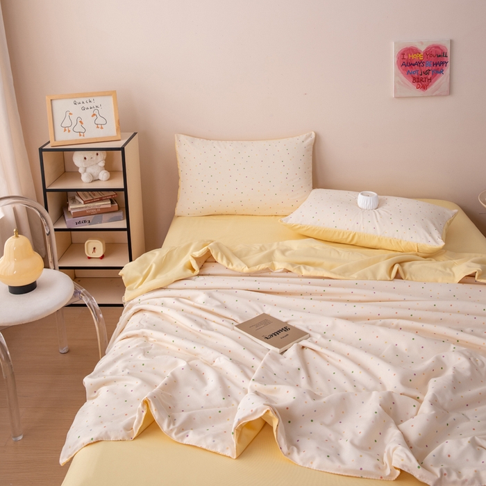 91家纺网 家纺一手货源 找家纺 南北家居 2025新款针织棉双层纱夏被四件套 晨露波点