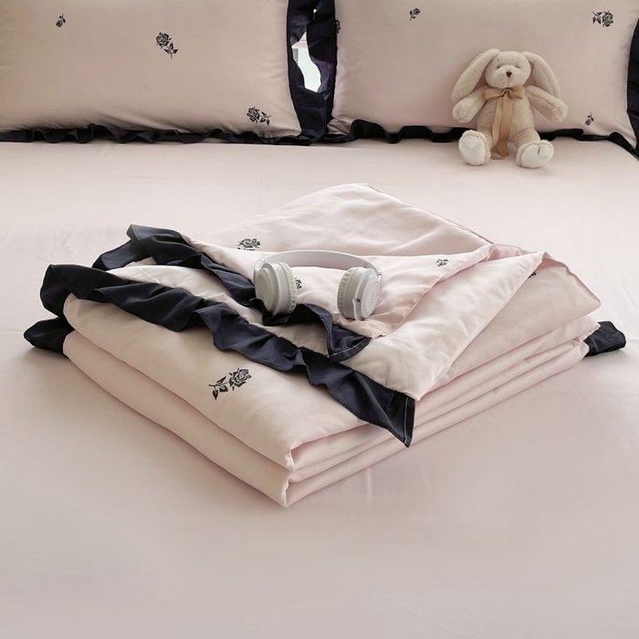 91家纺网 家纺一手货源 找家纺 绣女坊  2025新款水洗天丝夏被四件套 粉色玫瑰