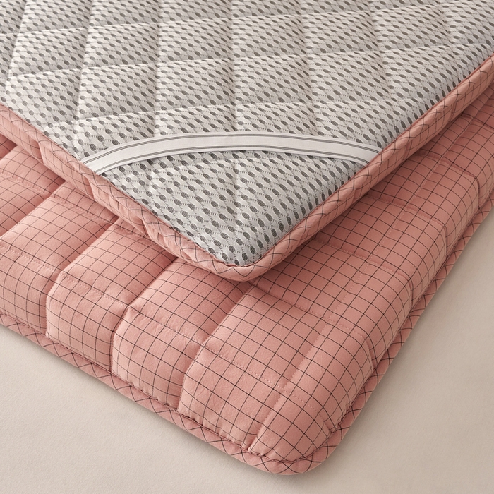 91家纺网 家纺一手货源 找家纺 锦丝钰床垫 2025新款色织水洗棉棉花床垫 小粉格