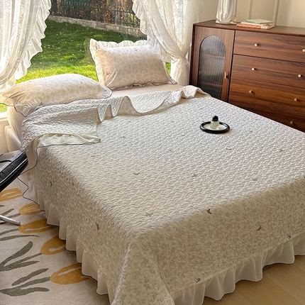 韩秀家纺 2025新款韩版花边双层纱水洗棉夹棉床盖针织棉泡泡棉床盖三件套蕾丝花边枕套 彩蝶