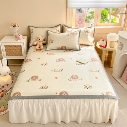 91家纺网 家纺一手货源 找家纺 典曼家纺 2025春夏新款250D冰丝宽边圆网冰丝凉席席子 邂逅