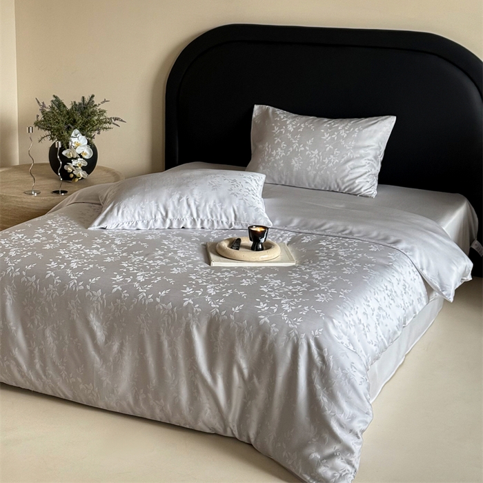 91家纺网 家纺一手货源 找家纺 FORTWO2025新款60支兰精天丝浮雕提花四件套		 慕光