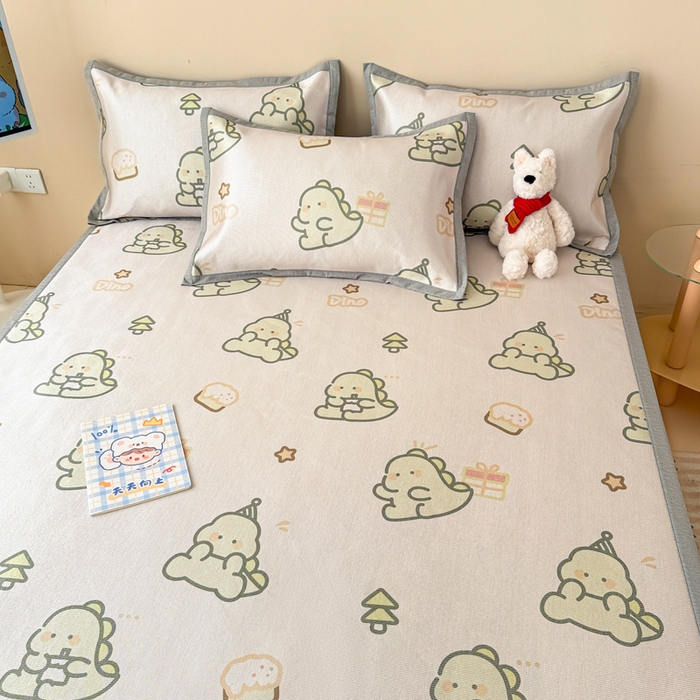 91家纺网 家纺一手货源 找家纺 典曼家纺 2025春夏新款250D冰丝宽边圆网冰丝凉席席子 礼物恐龙