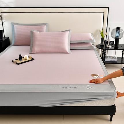 91家纺网 家纺一手货源 找家纺 （总）小牛席业2025新款经典条纹冰丝清凉席席子系列（床笠款）凉席藤席冰藤席冰丝席草席竹席乳胶席凉豆豆席 