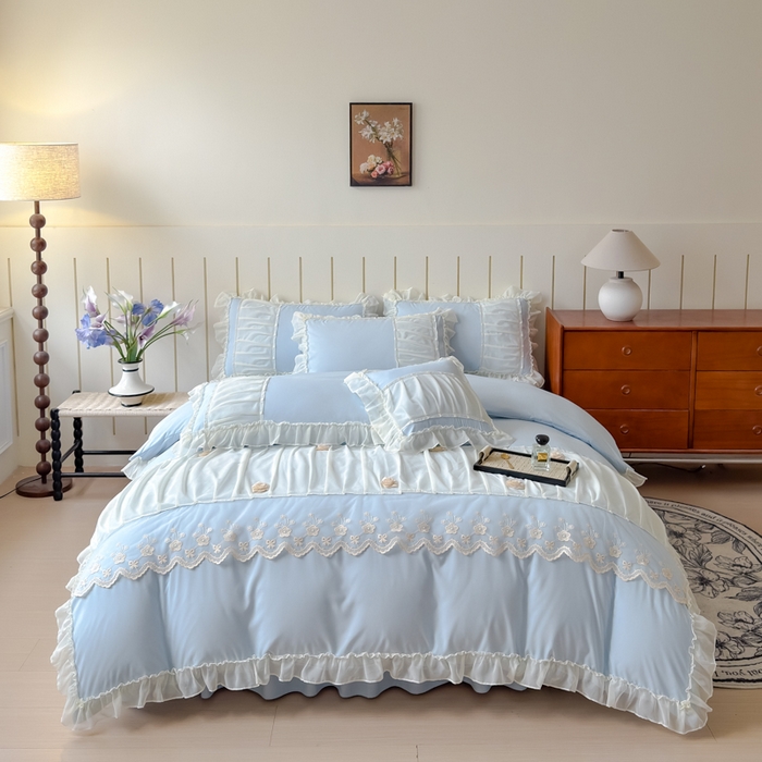 91家纺网 家纺一手货源 找家纺 狂想家 2025高定蕾丝糯小棉安妮系列四件套 晴空兰