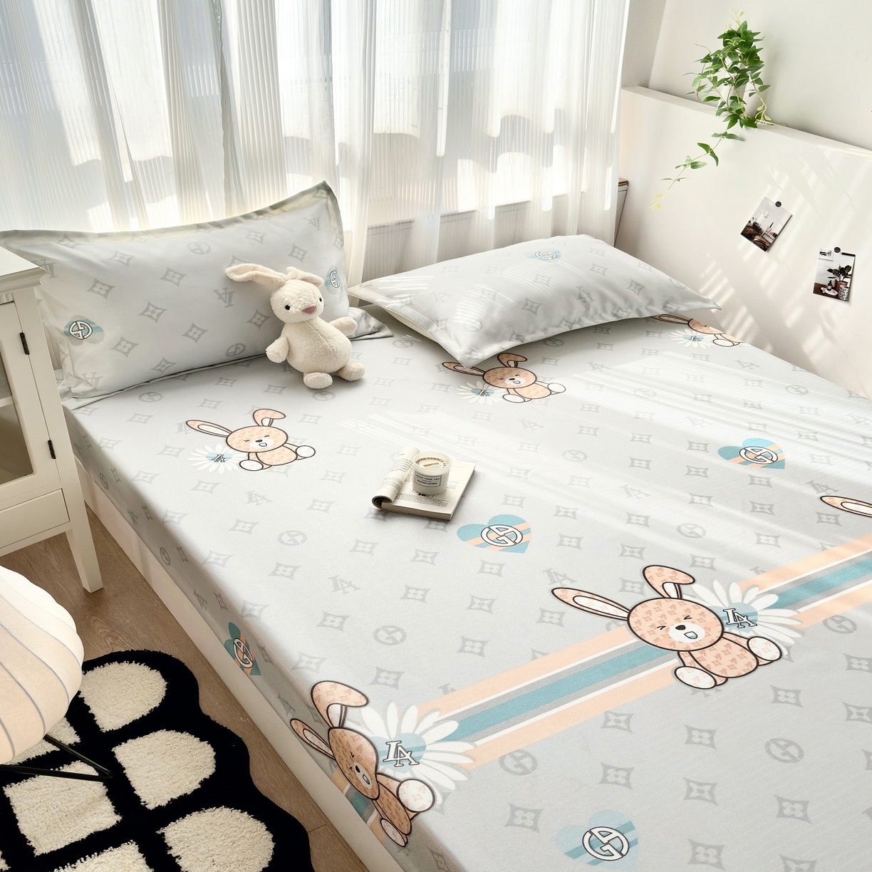 91家纺网 家纺一手货源 找家纺 乐居家纺 2025新款亲肤舒适活性印染水洗冰丝床笠 米妮兔-卡