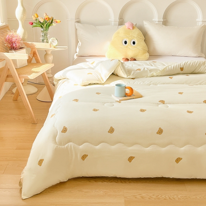 91家纺网 家纺一手货源 找家纺 百花王2025新款原棉大豆被被子被芯 小熊头