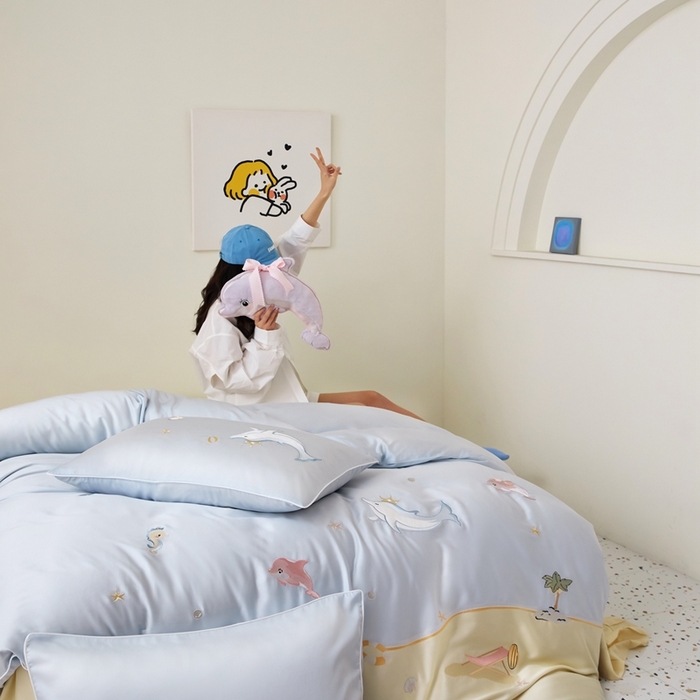 91家纺网 家纺一手货源 找家纺 （总）爱缦 2025新款海边假日系列60支莱赛尔四件套风格二