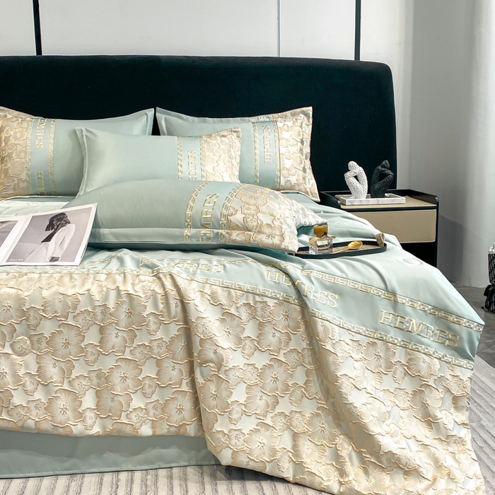 91家纺网 家纺一手货源 找家纺 子曰 2025新款金丝提花浮雕刺绣水洗真丝夏被四件套夏凉被空调被 花开朵朵-绿