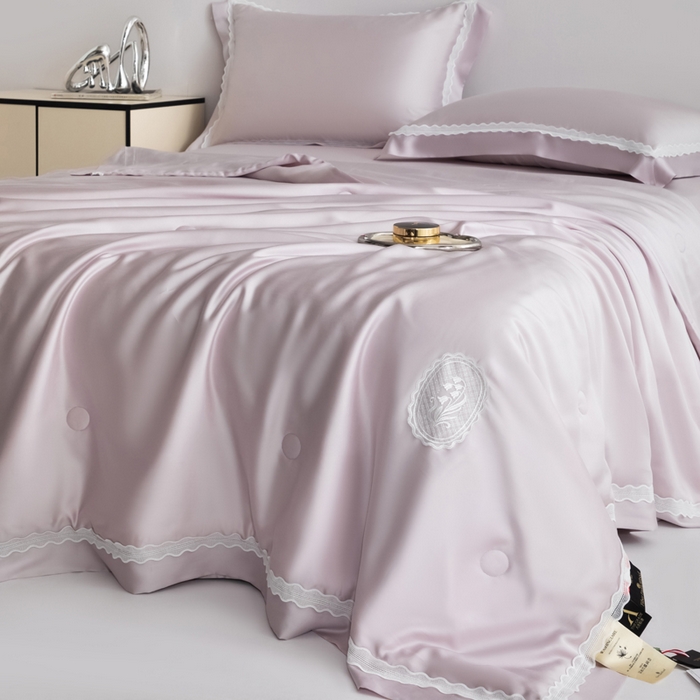 91家纺网 家纺一手货源 找家纺 桂雅居2025新款80支进口莱赛尔双丝夏被-达芙妮 香盈紫