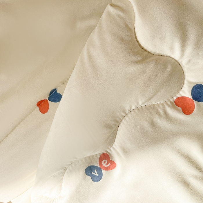 91家纺网 家纺一手货源 找家纺 百花王2025新款原棉大豆被被子被芯 爱心红兰