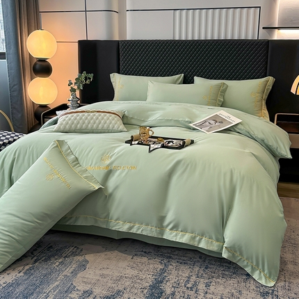 91家纺网 家纺一手货源 找家纺 （总）宇彬家纺 2025直播新款13374全棉纯棉母婴级压线一字绣纯色刺绣四件套全棉纯棉贡缎新疆长绒字母款铂金系列