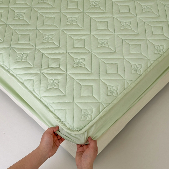 91家纺网 家纺一手货源 找家纺 云雀   2025新款舒适莱赛尔天丝夹棉床笠 菱格床笠-豆绿