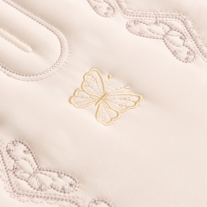 91家纺网 家纺一手货源 找家纺 （总）昕科 2025新款蕾丝复合蚕丝枕-蕾丝花边蚕丝枕芯蝴蝶绣花桑蚕丝枕头