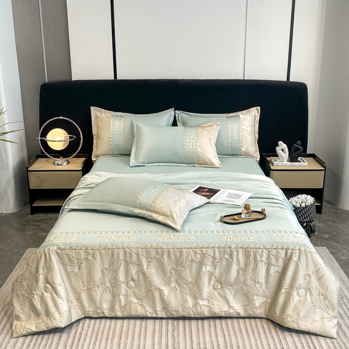 91家纺网 家纺一手货源 找家纺 子曰 2025新款金丝提花浮雕刺绣水洗真丝夏被四件套夏凉被空调被 花语-绿