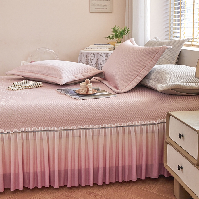 91家纺网 家纺一手货源 找家纺 桂雅居 2025春夏新款高分子凉席三件套床裙款 豆蔻粉