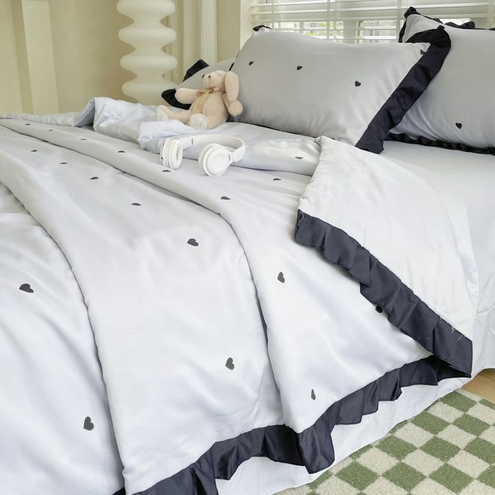 91家纺网 家纺一手货源 找家纺 绣女坊  2025新款水洗天丝夏被四件套 蓝色爱心