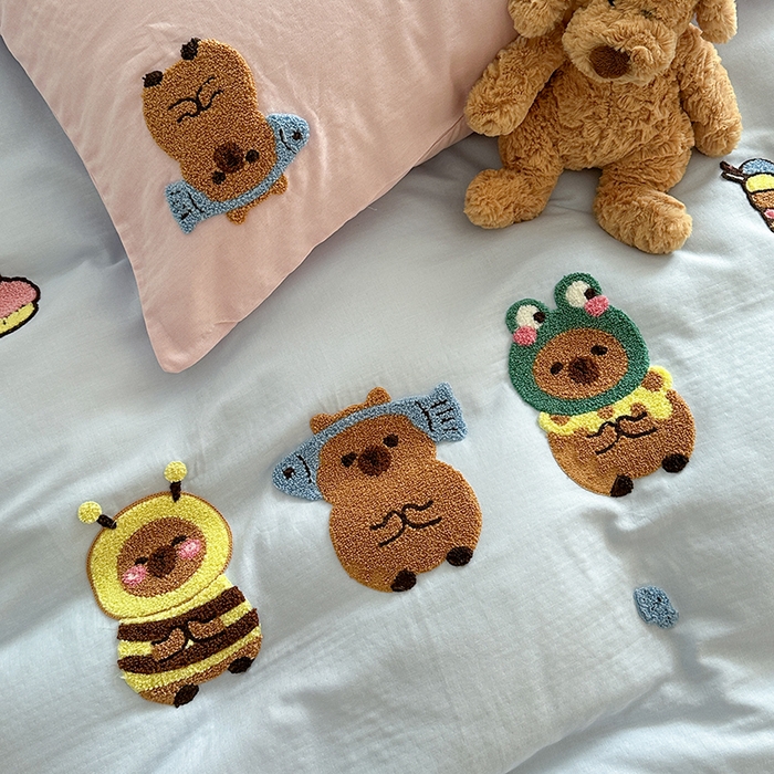 91家纺网 家纺一手货源 找家纺 TT.one 塔塔家居 2025新款全棉双层纱毛巾绣萌宠系列四件套 呆萌皮皮