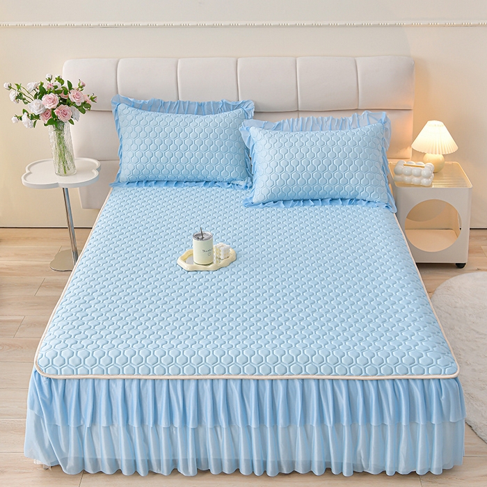 91家纺网 家纺一手货源 找家纺 畅畅家纺 2025新款夏季凉感丝足球花纯色凉席夏被四件套 足球花-天蓝