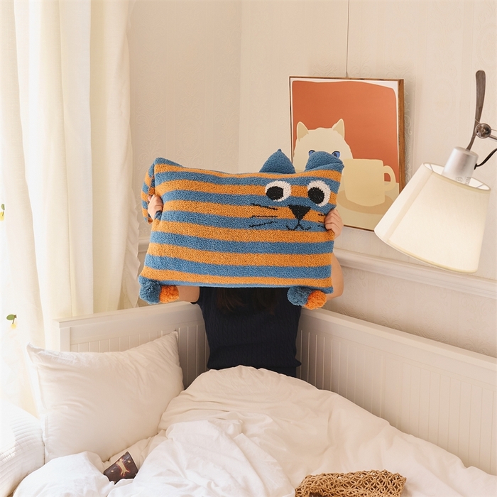 91家纺网 家纺一手货源 找家纺 （总）暖绵绵家纺 2025新款米伽抱枕（含芯）