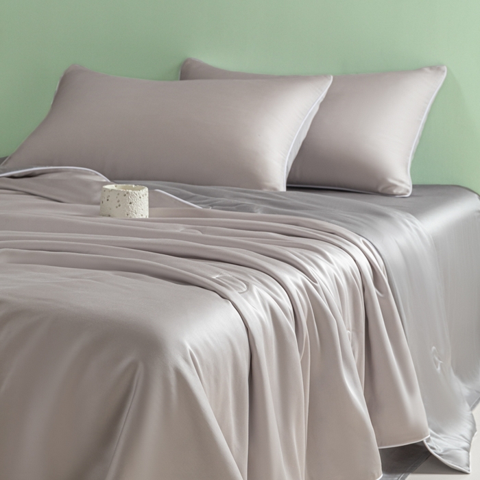 91家纺网 家纺一手货源 找家纺 爱彼家纺 2025夏季新款麻绳款冰丝夏被夏凉被空调被四件套-风格一 麻绳款夏被-青灰+高级灰