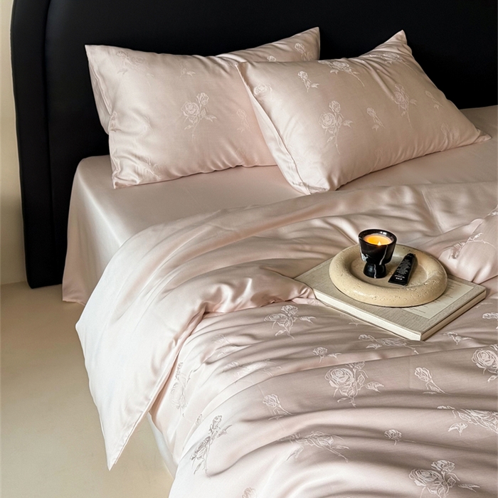 91家纺网 家纺一手货源 找家纺 FORTWO2025新款60支兰精天丝浮雕提花四件套		 白茶