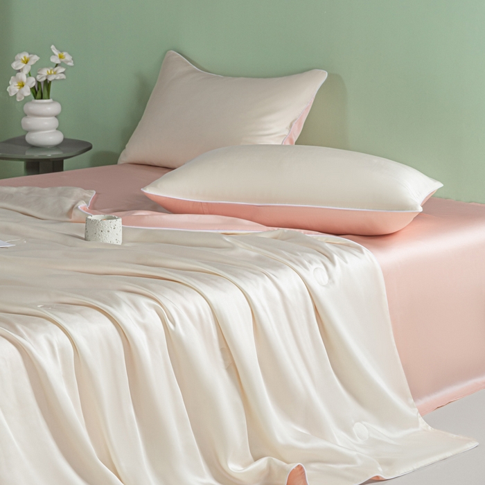 91家纺网 家纺一手货源 找家纺 爱彼家纺 2025夏季新款麻绳款冰丝夏被夏凉被空调被四件套-风格二 麻绳款夏被-奶昔白+粉