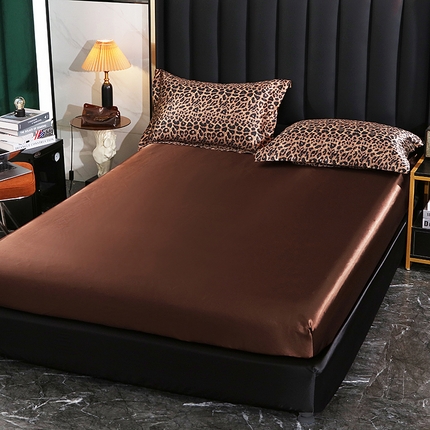 91家纺网 家纺一手货源 找家纺 【蒂梵熙家纺】床笠 2025新款夏季高端床笠轻奢丝滑裸睡丝绸床垫保护套 冰丝豹纹水洗真丝天丝床笠单件