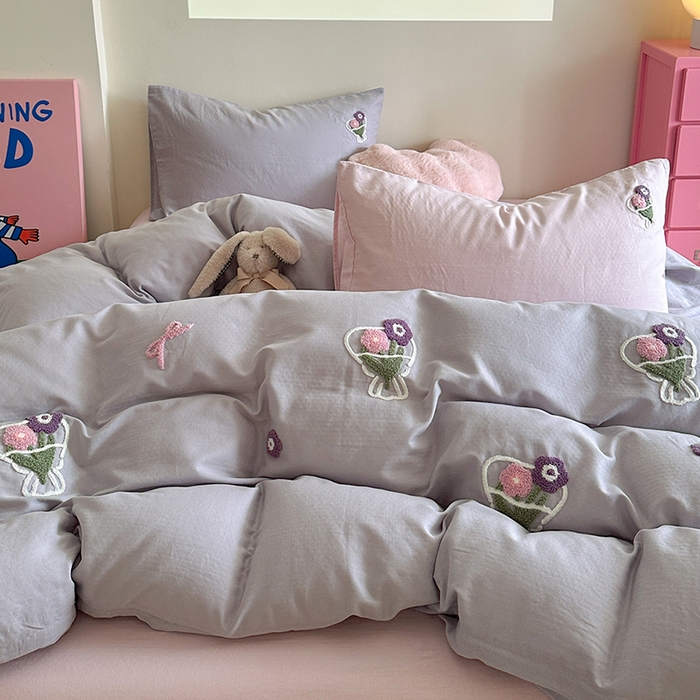 91家纺网 家纺一手货源 找家纺 TT.one 塔塔家居 2025新款全棉双层纱毛巾绣萌宠系列四件套 浪漫假日