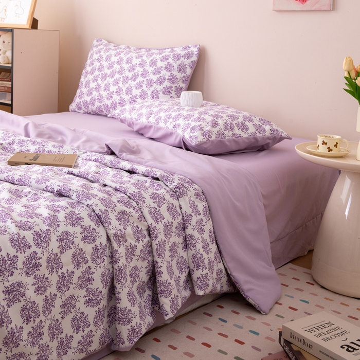 91家纺网 家纺一手货源 找家纺 南北家居 2025新款针织棉双层纱夏被四件套 幻紫蝶影