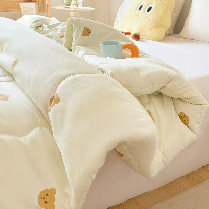 91家纺网 家纺一手货源 找家纺 百花王2025新款原棉大豆被被子被芯 小熊头