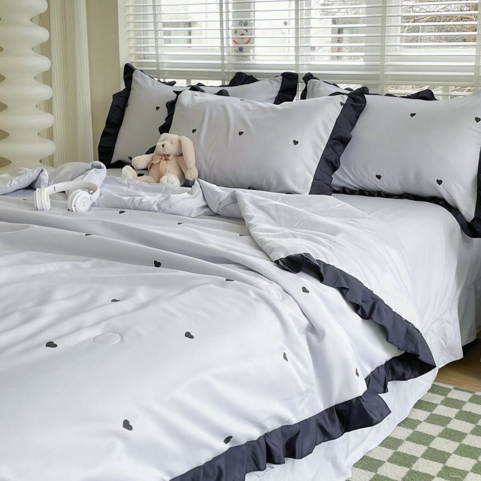 91家纺网 家纺一手货源 找家纺 绣女坊  2025新款水洗天丝夏被四件套 蓝色爱心