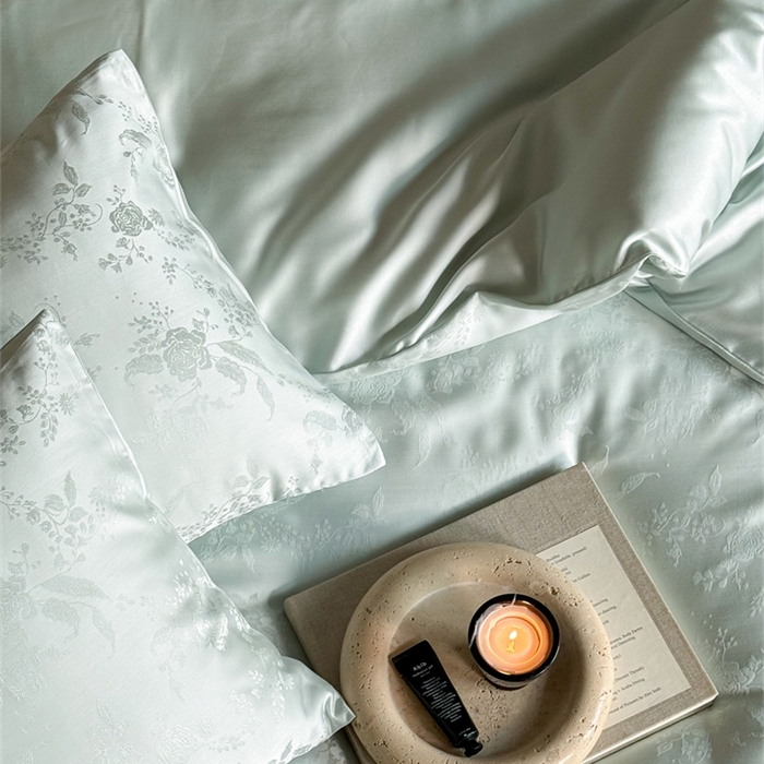 91家纺网 家纺一手货源 找家纺 FORTWO2025新款60支兰精天丝浮雕提花四件套		 满庭芳