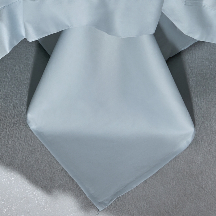 91家纺网 家纺一手货源 找家纺 沃尔居 2025新款全棉纯棉长绒棉四件套刺绣绣花纯色贡缎床笠款高端礼盒装 萨尔夫人-迷雾蓝