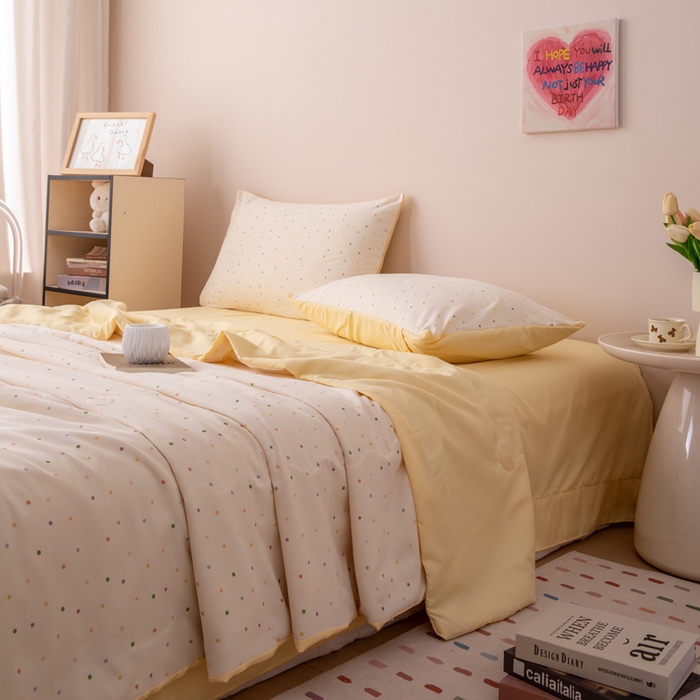 91家纺网 家纺一手货源 找家纺 南北家居 2025新款针织棉双层纱夏被四件套 晨露波点