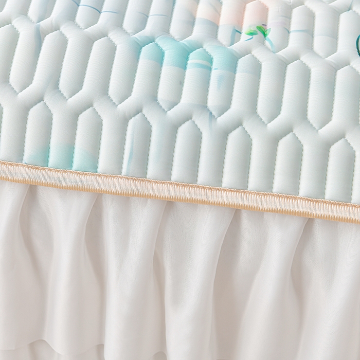 91家纺网 家纺一手货源 找家纺 畅畅家纺 2025新款夏季凉感丝印花足球花凉席夏被夏凉被空调被四件套 足球花-荷塘月色