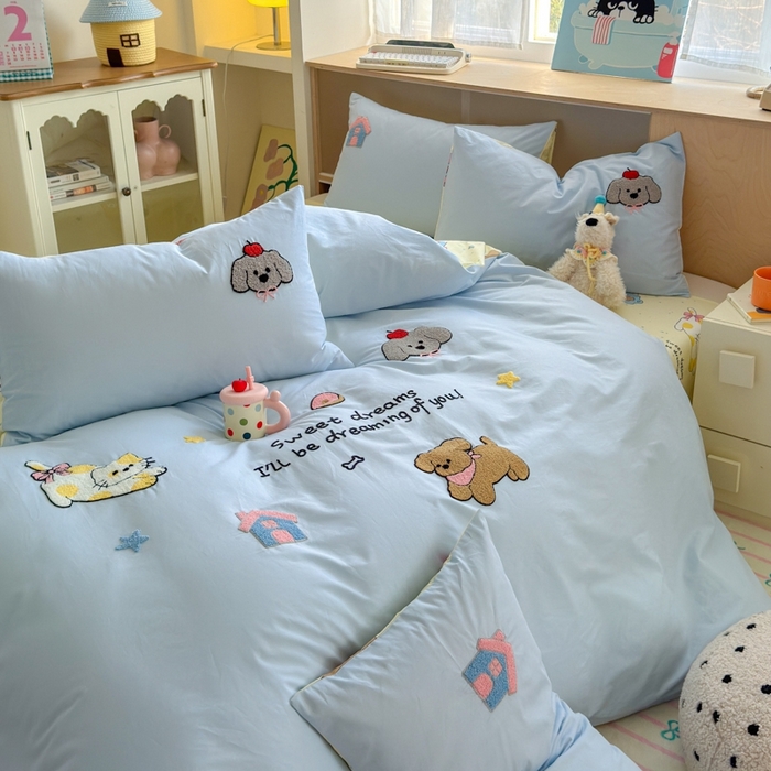 91家纺网 家纺一手货源 找家纺 如意朵2025新款全棉毛巾绣四件套 萌宠乐园