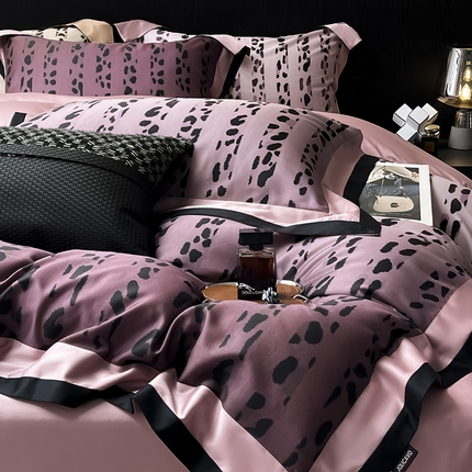 91家纺网 家纺一手货源 找家纺 2025夏季A类天丝棉夹棉床盖床笠四件套全棉纯棉纯色长绒棉真丝保护罩高级感全工艺床上用品 雨棠