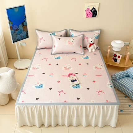 91家纺网 家纺一手货源 找家纺 典曼家纺 2025春夏新款250D冰丝宽边圆网冰丝凉席席子 邂逅