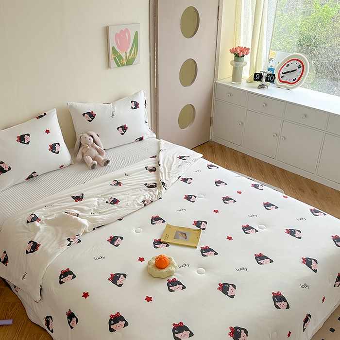 91家纺网 家纺一手货源 找家纺 麦伦家居 2025新款云柔针织棉大豆夏凉被 蝴蝶结女孩