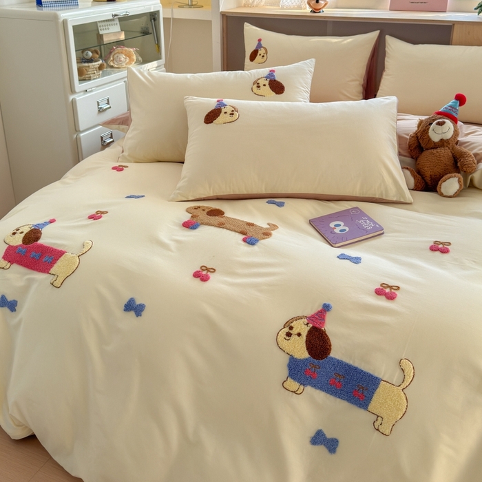 91家纺网 家纺一手货源 找家纺 如意朵2025新款全棉毛巾绣四件套 狗狗家族