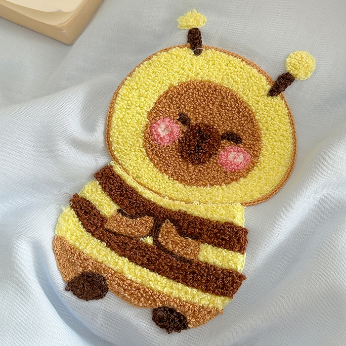 91家纺网 家纺一手货源 找家纺 TT.one 塔塔家居 2025新款全棉双层纱毛巾绣萌宠系列四件套 呆萌皮皮