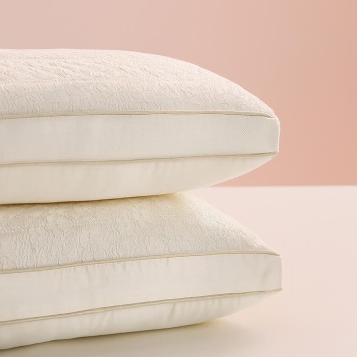 91家纺网 家纺一手货源 找家纺 （总）昕科 2025新款蕾丝复合蚕丝枕-蕾丝花边蚕丝枕芯蝴蝶绣花桑蚕丝枕头