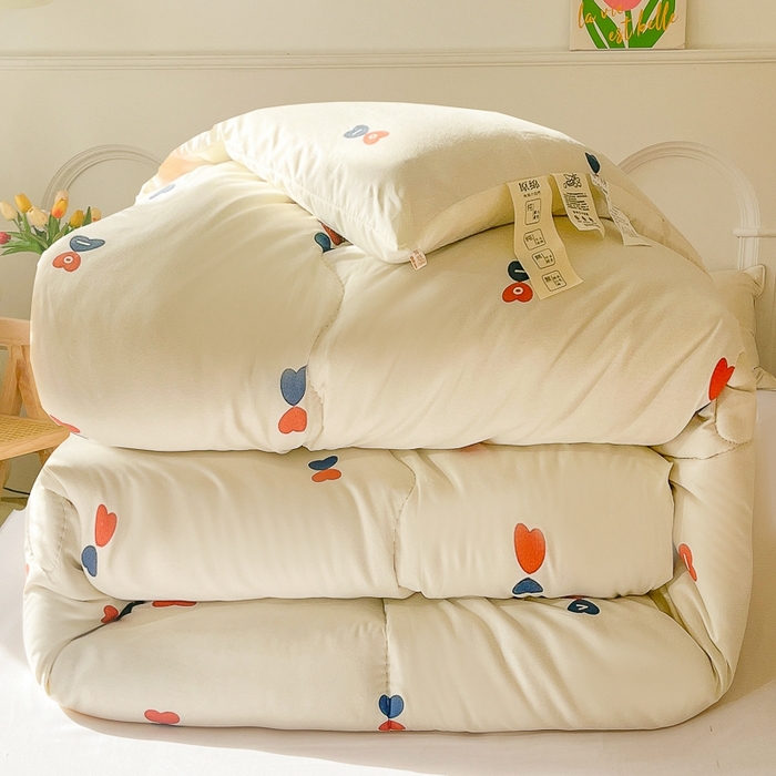 91家纺网 家纺一手货源 找家纺 百花王2025新款原棉大豆被被子被芯 爱心红兰