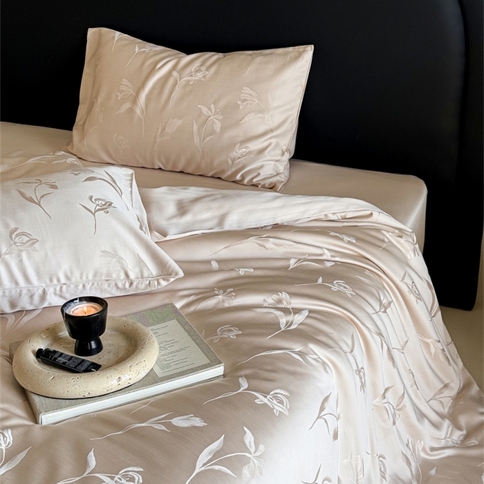 91家纺网 家纺一手货源 找家纺 FORTWO2025新款60支兰精天丝浮雕提花四件套		 花香