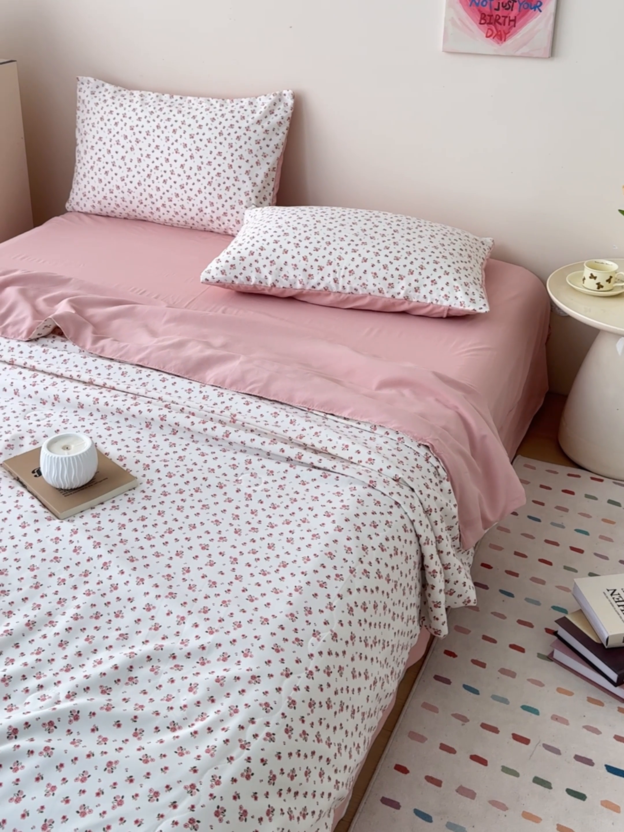 91家纺网 家纺一手货源 找家纺 南北家居 2025新款针织棉双层纱夏被四件套 粉色小花