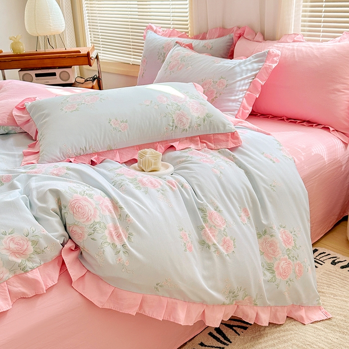 91家纺网 家纺一手货源 找家纺 佳一家纺 2025新款亲肤水洗棉四件套系列 倾城之恋