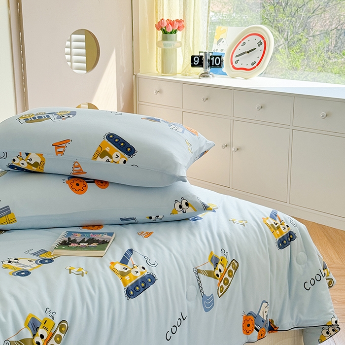 91家纺网 家纺一手货源 找家纺 麦伦家居 2025新款云柔针织棉大豆夏凉被 工程车